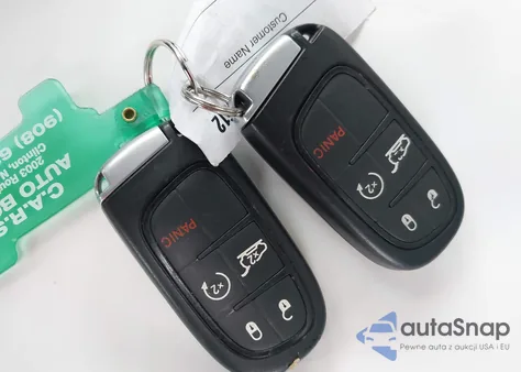 2020 Jeep Cherokee Limited 4X4 from USA, damaged, VIN 1C4PJMDX1LD526547